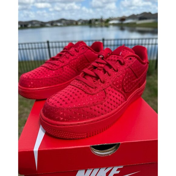 5Y | 6.5 WOMEN’S NIKE AIR FORCE LOW IQ2748-600 RED SNEAKERS TRIPLE RED main image 6